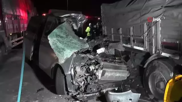 Son dakika! Ereğli'de minibüs tıra arkadan çarptı: 1 ölü Son dakika! Ereğli'de minibüs tıra arkadan çarptı: 1 ölü
