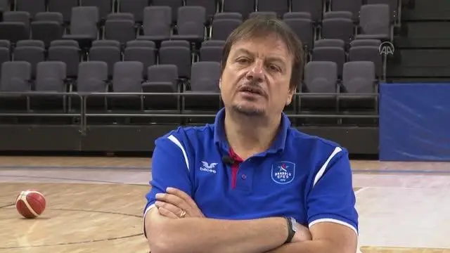 Ergin Ataman, Anadolu Efes ile yarım kalan hikayeyi tamamlamak istiyor (1) Ergin Ataman, Anadolu Efes ile yarım kalan hikayeyi tamamlamak istiyor (1)