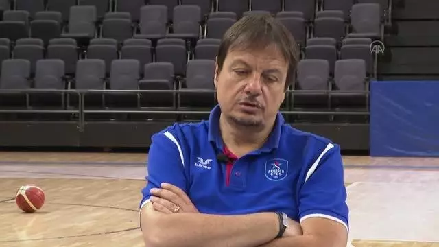 Ergin Ataman, Anadolu Efes ile yarım kalan hikayeyi tamamlamak istiyor (1) Ergin Ataman, Anadolu Efes ile yarım kalan hikayeyi tamamlamak istiyor (1)