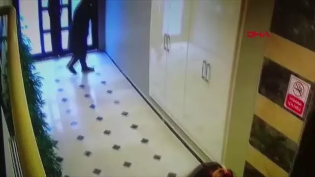 Son dakika haber... ESKİŞEHİR POLİSTEN KAÇARKEN 2'NCİ KATTAN DÜŞÜP BELİNİ KIRDI Son dakika haber... ESKİŞEHİR POLİSTEN KAÇARKEN 2'NCİ KATTAN DÜŞÜP BELİNİ KIRDI