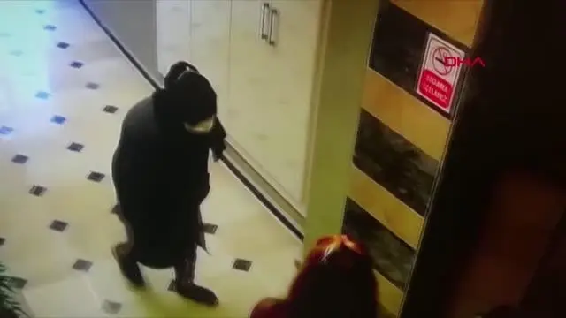 Son dakika haber... ESKİŞEHİR POLİSTEN KAÇARKEN 2'NCİ KATTAN DÜŞÜP BELİNİ KIRDI Son dakika haber... ESKİŞEHİR POLİSTEN KAÇARKEN 2'NCİ KATTAN DÜŞÜP BELİNİ KIRDI