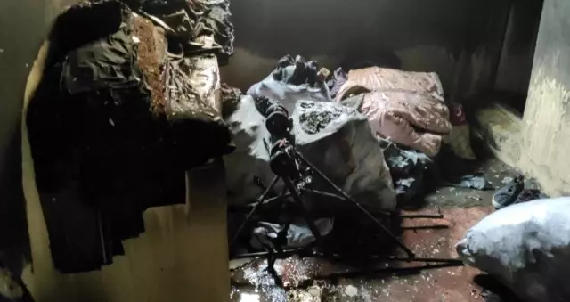 Evde mangal keyfi yangına neden oldu Evde mangal keyfi yangına neden oldu