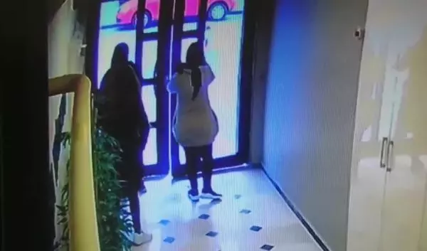 Evden hırsızlık yapan 5 kadından 1'i balkondan atladı, beli kırıldı Evden hırsızlık yapan 5 kadından 1'i balkondan atladı, beli kırıldı