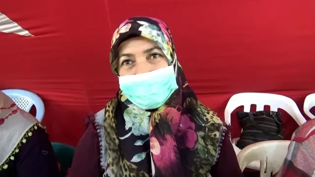 Evlatlarından haber almak için 584 gündür eylemdeler Evlatlarından haber almak için 584 gündür eylemdeler