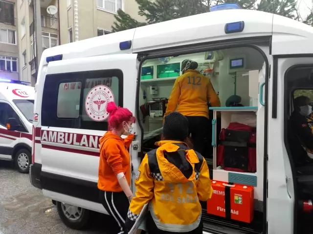 Son dakika haber! Evlerinde çıkan yangında zehirlendiler: 4 saat sonra fenalaşıp hastaneye kaldırıldılar Son dakika haber! Evlerinde çıkan yangında zehirlendiler: 4 saat sonra fenalaşıp hastaneye kaldırıldılar