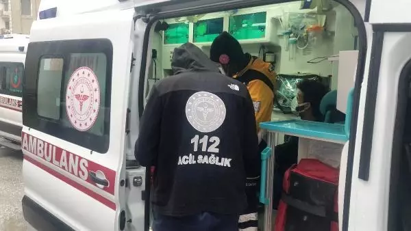 YANAN EVLERİNDEN TEYZELERİNE GİTTİKTEN SONRA RAHATSIZLANDILAR YANAN EVLERİNDEN TEYZELERİNE GİTTİKTEN SONRA RAHATSIZLANDILAR