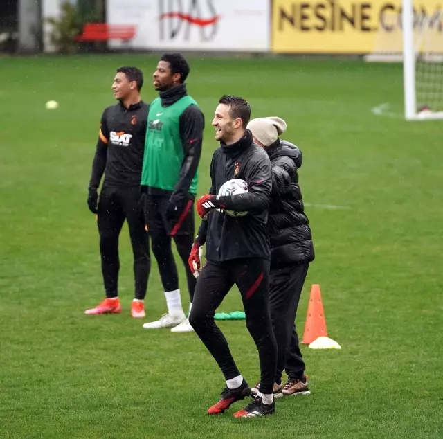 Galatasaray, Fatih Karagümrük maçı hazırlıklarını sürdürdü Galatasaray, Fatih Karagümrük maçı hazırlıklarını sürdürdü