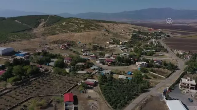 GAZİANTEP - Bir mahalle Kovid-19 tedbirleri kapsamında karantinaya alındı GAZİANTEP - Bir mahalle Kovid-19 tedbirleri kapsamında karantinaya alındı