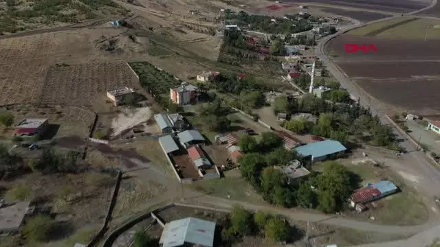 GAZİANTEP GAZİANTEP'TE, KORONAVİRÜSTEN ÖLEN KİŞİ İÇİN TAZİYE DÜZENLENEN MAHALLE KARANTİNAYA ALINDI GAZİANTEP GAZİANTEP'TE, KORONAVİRÜSTEN ÖLEN KİŞİ İÇİN TAZİYE DÜZENLENEN MAHALLE KARANTİNAYA ALINDI