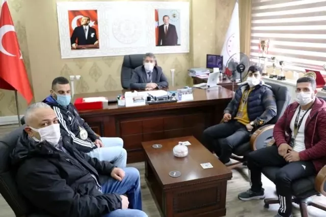 Gençlik ve Spor İl Müdürü Demir, şampiyon sporcuları ağırladı Gençlik ve Spor İl Müdürü Demir, şampiyon sporcuları ağırladı