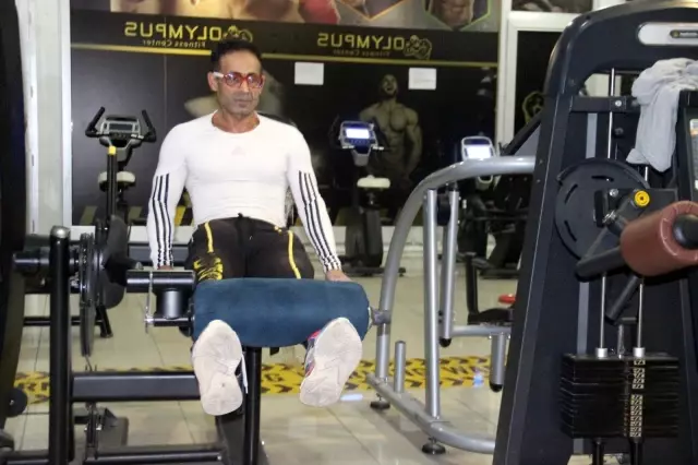 Gündüz boya badana, gece spor yaparak vücut geliştirme şampiyonu oldu Gündüz boya badana, gece spor yaparak vücut geliştirme şampiyonu oldu