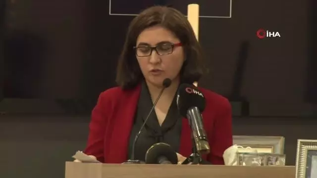 HAK-İŞ ebru sanatını gençlerle buluşturuyor HAK-İŞ ebru sanatını gençlerle buluşturuyor