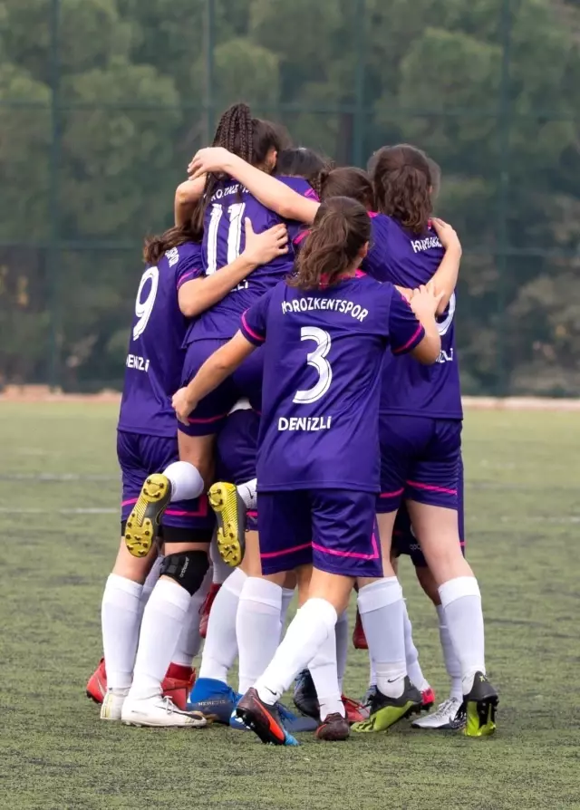 Horozkentspor Kadın Futbol Takımının rakibi Rusya U19 Milli Takımı Horozkentspor Kadın Futbol Takımının rakibi Rusya U19 Milli Takımı