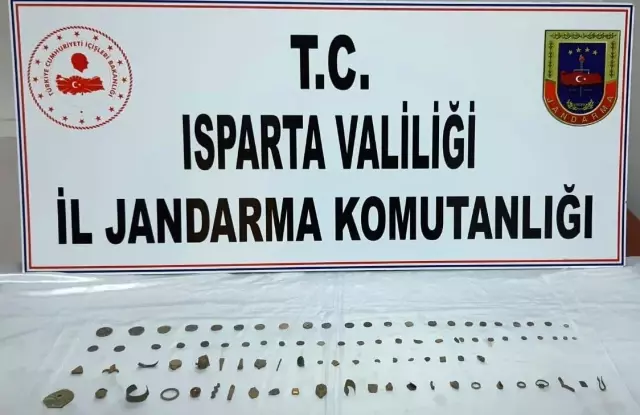 Son dakika haberleri: Isparta'da 108 tarihi eser ele geçirildi Son dakika haberleri: Isparta'da 108 tarihi eser ele geçirildi
