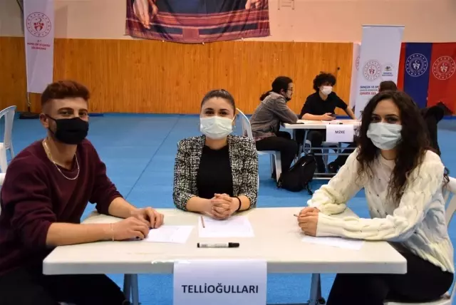 Isparta'da bilgi yarışması düzenlendi Isparta'da bilgi yarışması düzenlendi