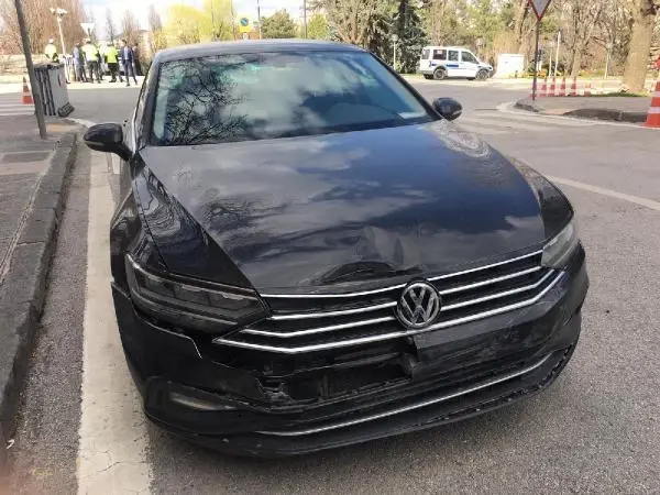 İYİ Partili Yılmaz ve eşi, TBMM'de trafik kazasında yaralandı (2) İYİ Partili Yılmaz ve eşi, TBMM'de trafik kazasında yaralandı (2)