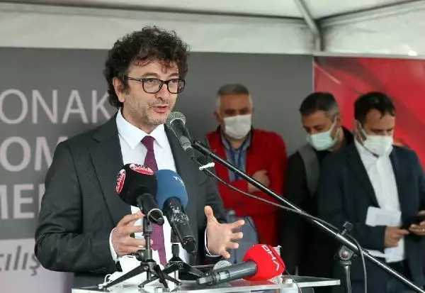 İZMİR'DE TARİHİ BİR BİNA 'ROMAN KÜLTÜR MERKEZİ' OLDU İZMİR'DE TARİHİ BİR BİNA 'ROMAN KÜLTÜR MERKEZİ' OLDU