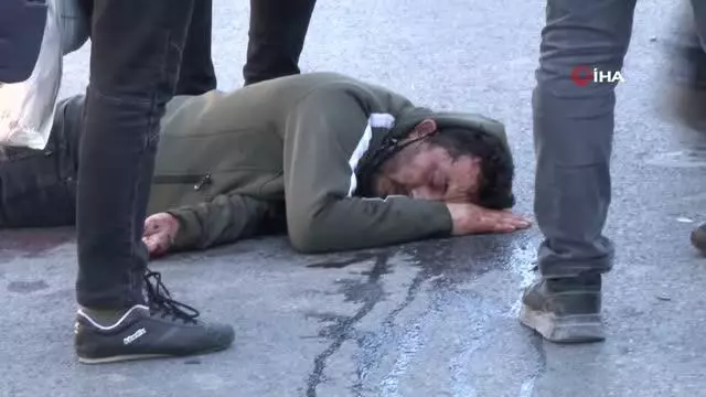 Son dakika: Kağıthane'de aracın çarptığı motosikletli genç ağır yaralandı...O anlar kamerada Son dakika: Kağıthane'de aracın çarptığı motosikletli genç ağır yaralandı...O anlar kamerada