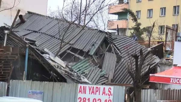 KAĞITHANE'DE METRUK GECEKONDUDA ÇÖKME -1 KAĞITHANE'DE METRUK GECEKONDUDA ÇÖKME -1