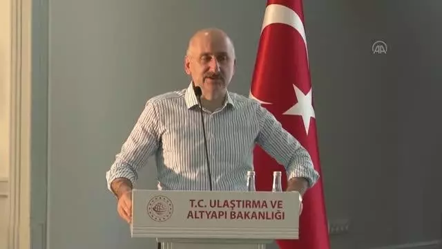 Karaismailoğlu: 'Bütün dünyada örnek olarak gösterilen, yap-işlet-devret projelerini yapmaya devam edeceğiz' Karaismailoğlu: 'Bütün dünyada örnek olarak gösterilen, yap-işlet-devret projelerini yapmaya devam edeceğiz'