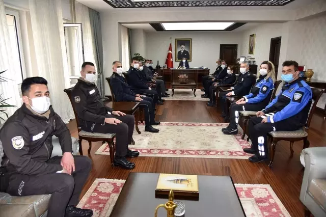 Emniyet Teşkilatından Vali Işık'a ziyaret Emniyet Teşkilatından Vali Işık'a ziyaret