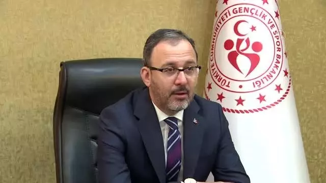 Kasapoğlu: 'Bugün, dünya ekonomisinin lokomotifi genç girişimcilerdir' Kasapoğlu: 'Bugün, dünya ekonomisinin lokomotifi genç girişimcilerdir'
