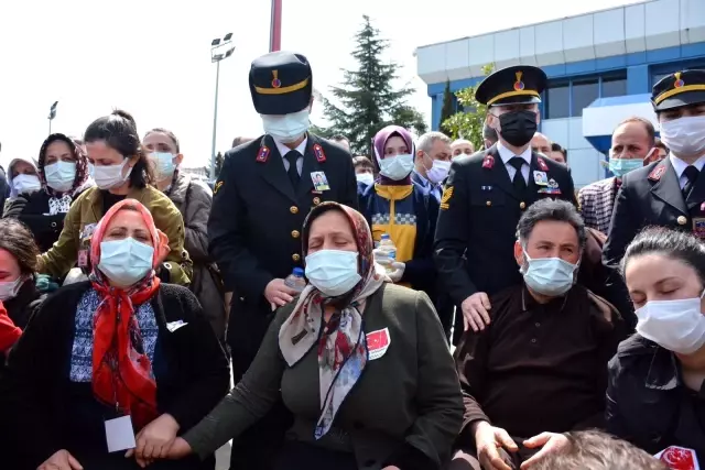 Kayra'dan şehit babasına asker selamı Kayra'dan şehit babasına asker selamı