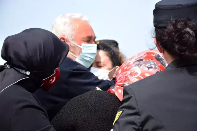 Kayra'dan şehit babasına asker selamı Kayra'dan şehit babasına asker selamı