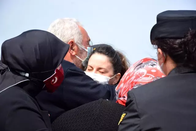 Kayra'dan şehit babasına asker selamı Kayra'dan şehit babasına asker selamı