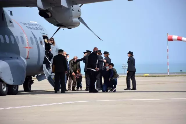 Kayra'dan şehit babasına asker selamı Kayra'dan şehit babasına asker selamı