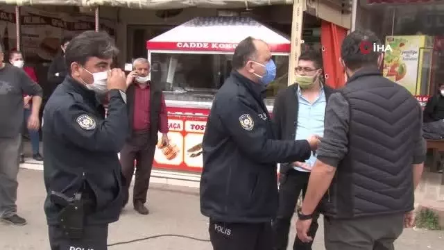 Son dakika haberleri! Kaza sonrası yaşanan kavgayı polis güçlükle ayırdı Son dakika haberleri! Kaza sonrası yaşanan kavgayı polis güçlükle ayırdı