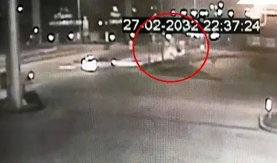 Son dakika haberleri | Kazada yaralanan arkadaşının ailesini hastaneye götürdü, dönüş yolunda takla attı Son dakika haberleri | Kazada yaralanan arkadaşının ailesini hastaneye götürdü, dönüş yolunda takla attı