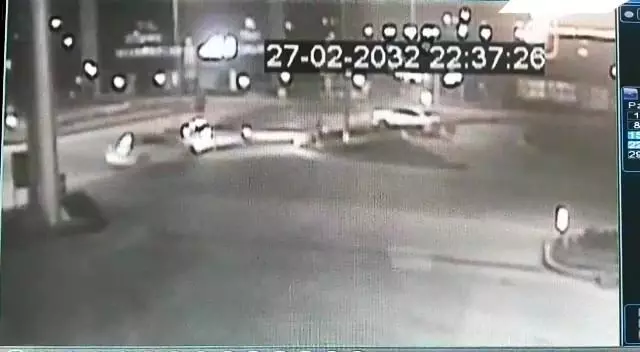 Son dakika haberleri | Kazada yaralanan arkadaşının ailesini hastaneye götürdü, dönüş yolunda takla attı Son dakika haberleri | Kazada yaralanan arkadaşının ailesini hastaneye götürdü, dönüş yolunda takla attı
