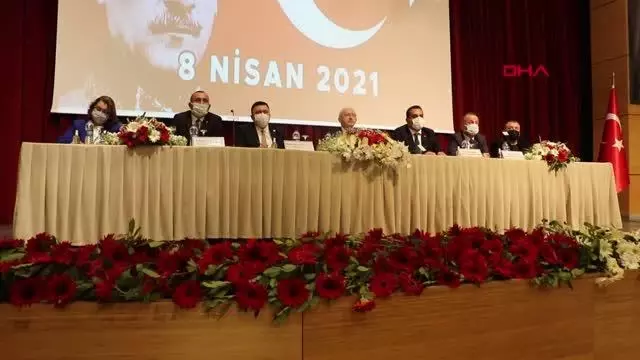 KILIÇDAROĞLU, MUHTARLARLA BİR ARAYA GELDİ KILIÇDAROĞLU, MUHTARLARLA BİR ARAYA GELDİ