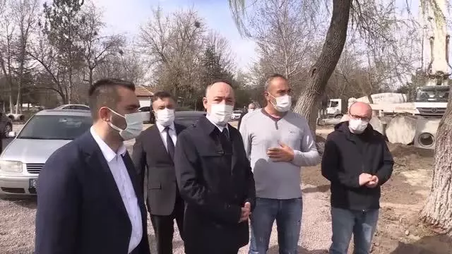 KIRIKKALE - Kızılırmak kıyısındaki millet bahçesi inşaatı devam ediyor KIRIKKALE - Kızılırmak kıyısındaki millet bahçesi inşaatı devam ediyor