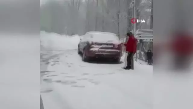 Kocaeli'de kar yağışı devam ediyor Kocaeli'de kar yağışı devam ediyor