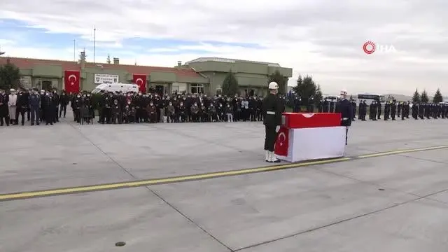 Kayra'dan şehit babasına asker selamı Kayra'dan şehit babasına asker selamı