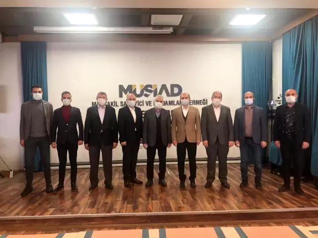 KTO yönetiminden yeni başkanlara çıkarma KTO yönetiminden yeni başkanlara çıkarma