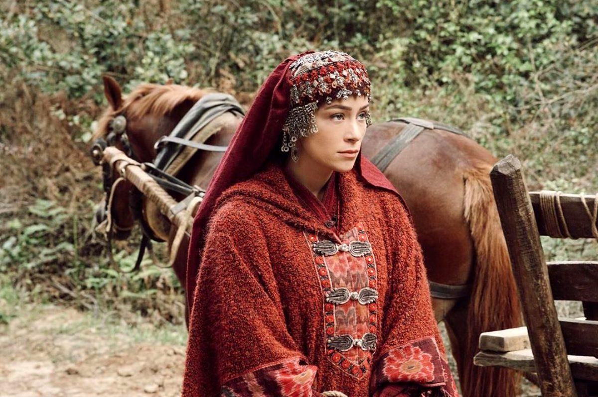 Kuruluş Osman Aygül Hatun kimdir? Aygül Hatun tarihte var mı, kimdir? Buse Arslan kimdir, kaç yaşında?