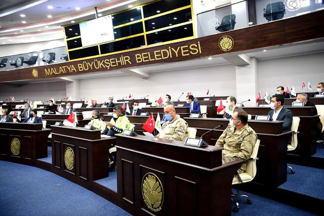 Malatya Büyükşehir'den ulaşım koordinasyon toplantısı Malatya Büyükşehir'den ulaşım koordinasyon toplantısı