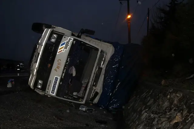 Trafik kazası, 1'i ağır 4 yaralı