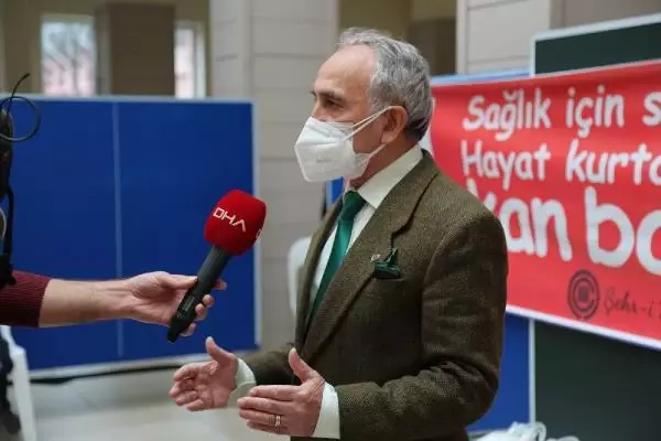 SPOR Marmara Üniversitesi'nin 6 ilçeyi kapsayan 'Kan Bağışı Kampanyası'na futbol camiasından destek SPOR Marmara Üniversitesi'nin 6 ilçeyi kapsayan 'Kan Bağışı Kampanyası'na futbol camiasından destek