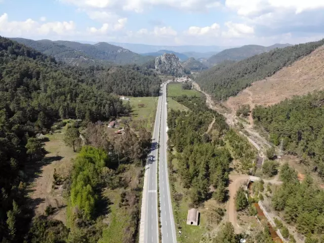 Son dakika haberleri... Marmaris'te imara açılan yer için, 7 meclis üyesi dava açtı Son dakika haberleri... Marmaris'te imara açılan yer için, 7 meclis üyesi dava açtı
