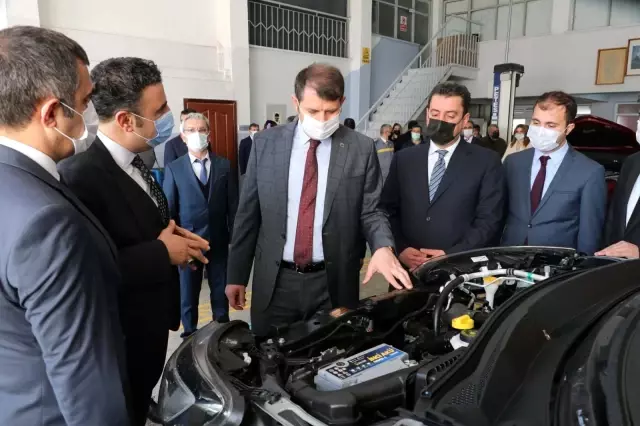 Son dakika! Meslek liselerini memleket meselesi olarak görüyoruz Son dakika! Meslek liselerini memleket meselesi olarak görüyoruz