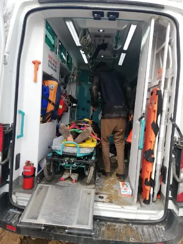 MSB: Meriç Nehri'nde mahsur kalan 30 göçmen kurtarıldı MSB: Meriç Nehri'nde mahsur kalan 30 göçmen kurtarıldı