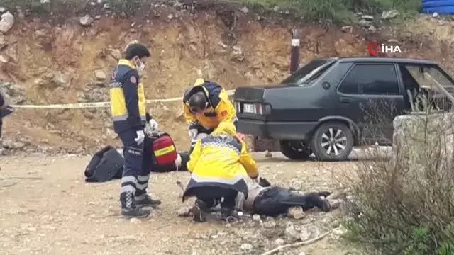 Muğla'da dehşet...Baba ve oğlu kavgalı olduğu komşusu tarafından öldürüldü Muğla'da dehşet...Baba ve oğlu kavgalı olduğu komşusu tarafından öldürüldü