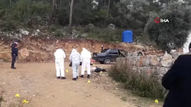 Muğla'da dehşet...Baba ve oğlu kavgalı olduğu komşusu tarafından öldürüldü Muğla'da dehşet...Baba ve oğlu kavgalı olduğu komşusu tarafından öldürüldü