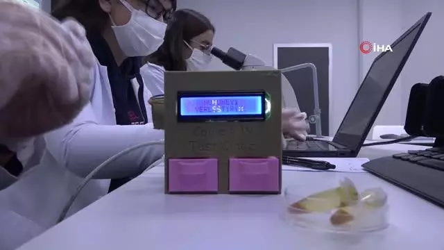Öğrencilerden 5 dakikada Covid-19 test sonucu açıklayan cihaz Öğrencilerden 5 dakikada Covid-19 test sonucu açıklayan cihaz