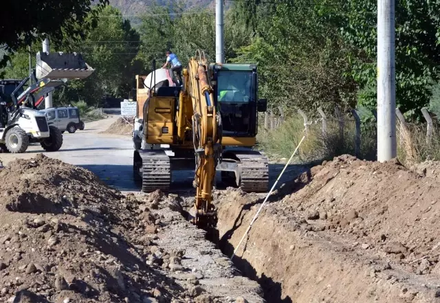 Ortaca'da 14 Mahallenin içme suyu hattı yenilendi Ortaca'da 14 Mahallenin içme suyu hattı yenilendi