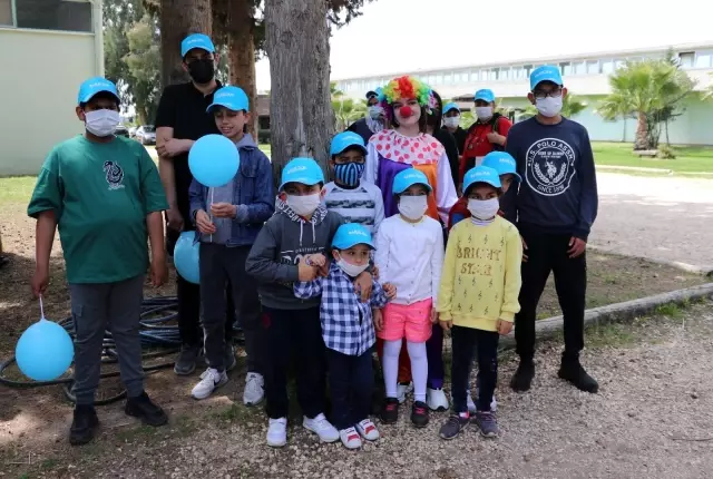 Son dakika haberi | Otizmli çocuklar atla terapiyle eğlendi Son dakika haberi | Otizmli çocuklar atla terapiyle eğlendi